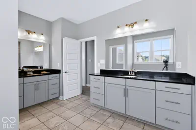 10428 Vermillion Drive, Fortville - 55
