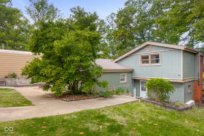 202 Lakeview Drive, Nineveh