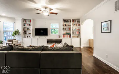 827 N Park Trail Drive, Carmel - 4