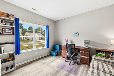 143 Winding Brook Way, Pendleton - 14