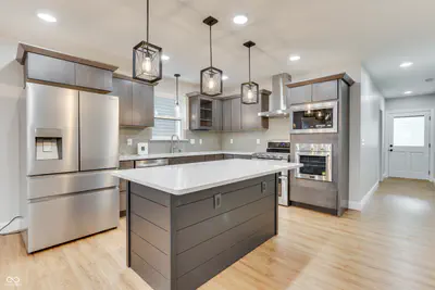 1306 Saint Clair Street, Indianapolis - 15