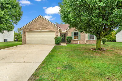 2055 Autumn Faith Way, Avon