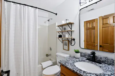 1020 Sunset Bay, Cicero - 33