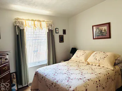 312 W Lou Lane, Greensburg - 21