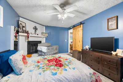 604 Center Drive, Frankfort - 14