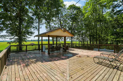 1499 Division Road, Franklin - 43
