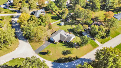4407 High Acres Drive, Brownsburg - 47