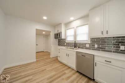 350 S East Street, Pendleton - 10