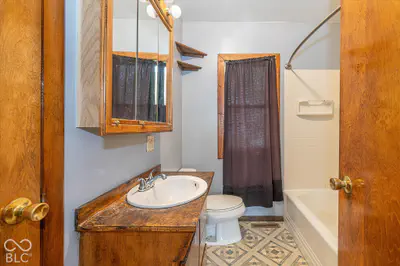 220 Cossell Drive, Indianapolis - 17