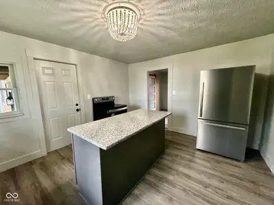 613 Knox Street, Indianapolis - 12