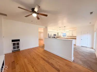 1103 Boxwood Lane, Greenwood - 7