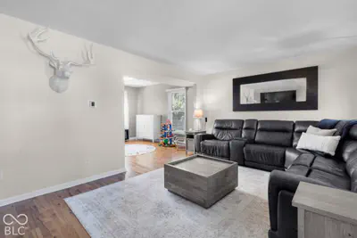 1067 Arlington Court, Carmel - 14