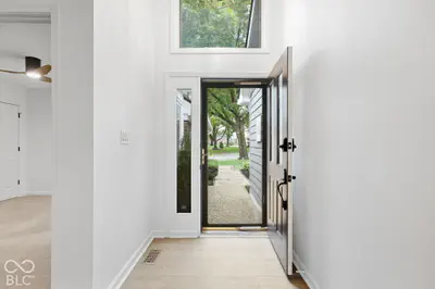 8103 Clearwater Parkway, Indianapolis - 5