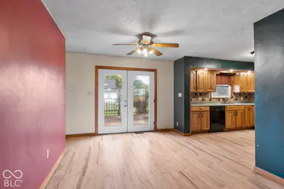 9440 Morrison, Forest - 7