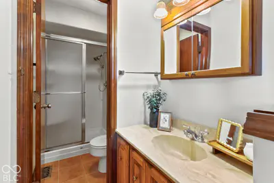 2448 S Sunrise Drive, New Palestine - 42