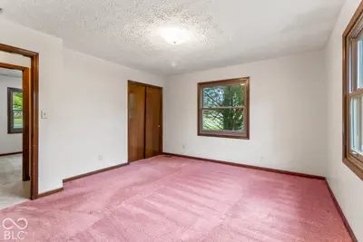 2448 S Sunrise Drive, New Palestine - 38
