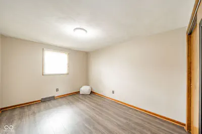 1375 E 240 N, Anderson - 11