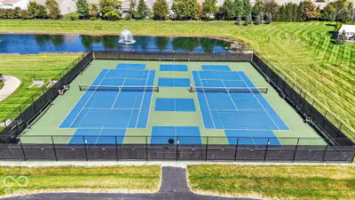 16171 Oakford Trail, Fishers - 55