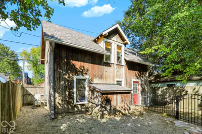 1114 Saint Clair Street, Indianapolis - 68