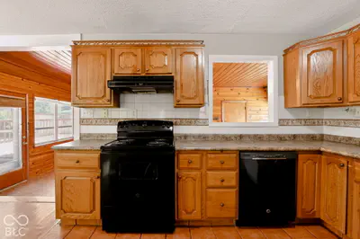 10205 College Avenue, Carmel - 7