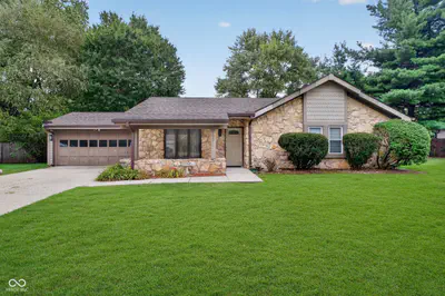 1627 Countryside Lane, Indianapolis