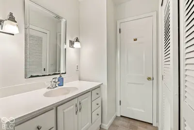 7836 N Chester Avenue, Indianapolis - 21