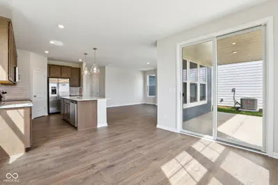15989 Tharp Woods Drive, Fishers - 18