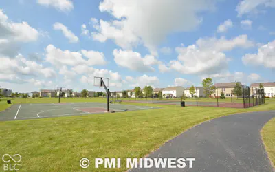 2143 Olympia Drive, Franklin - 45