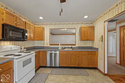 1320 Swan Drive, Franklin - 8