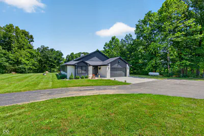 6876 W 300 S, Morgantown - 7