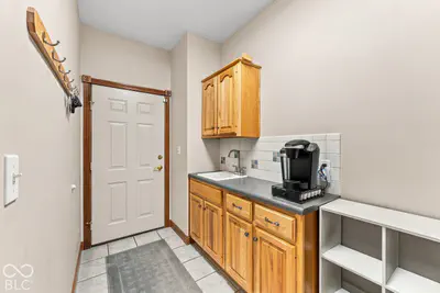 4383 Red Hawk Court, Columbus - 38