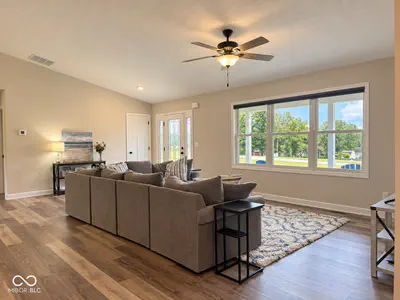 1562 Santee Drive, Greensburg - 10