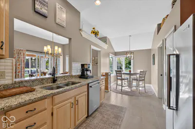 7251 River Glen Drive, Fishers - 16