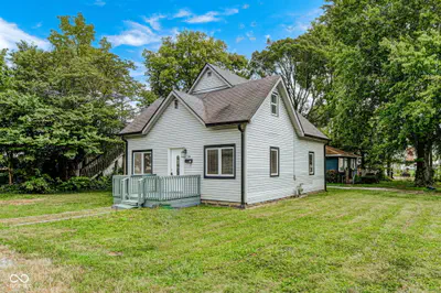 303 Bishop Street, Mooresville