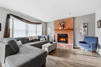 7301 Chestnut Hills Boulevard, Indianapolis - 3
