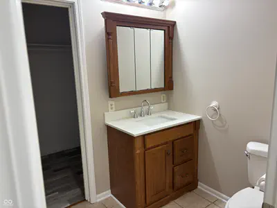 1656 150, Greenfield - 14