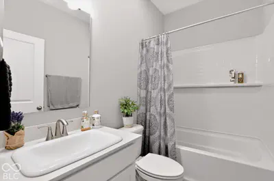 134 Waterford Court, Pendleton - 28