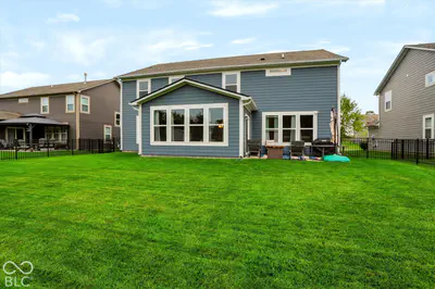 9978 Trafford Court, McCordsville - 77