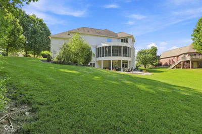 14682 Thor Run Drive, Fishers - 77