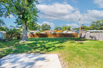 916 School Street, Greenfield - 3