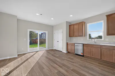 3889 Riverstone Drive, Whitestown - 10