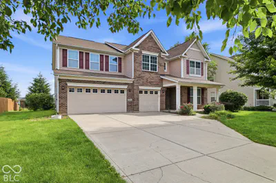 8110 Eskerban Drive, Avon - 2