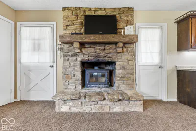 9483 950, Waldron - 10