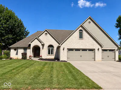 710 Willow Pointe South Drive, Plainfield - 2