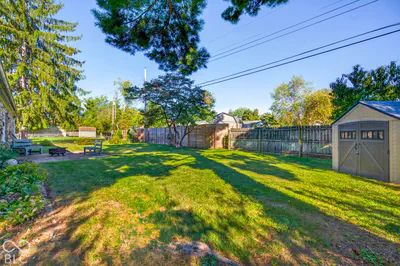 1602 Crescent Drive, Columbus - 41