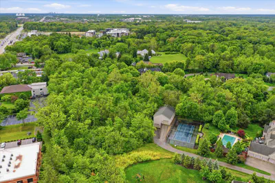 1 Woodard Bluff, Zionsville - 7