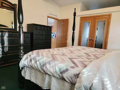 592 Paradise Drive, Rochester - 16