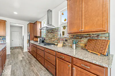 9627 Summerton Drive, Fishers - 5