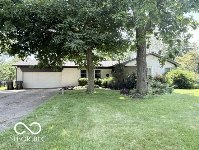1605 Bowman Drive, Greenfield
