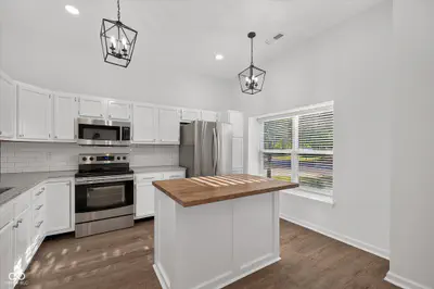 19277 Fox Chase Drive, Noblesville - 5
